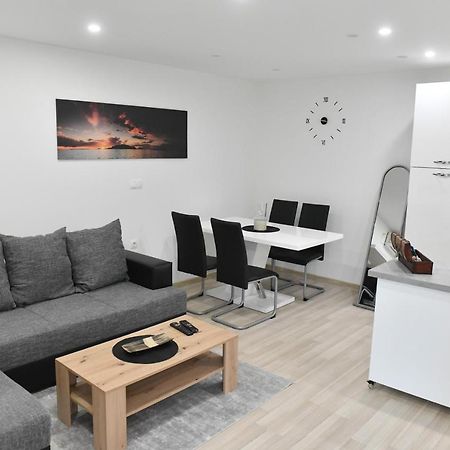 Apartman Lucia Ðakovo Dış mekan fotoğraf
